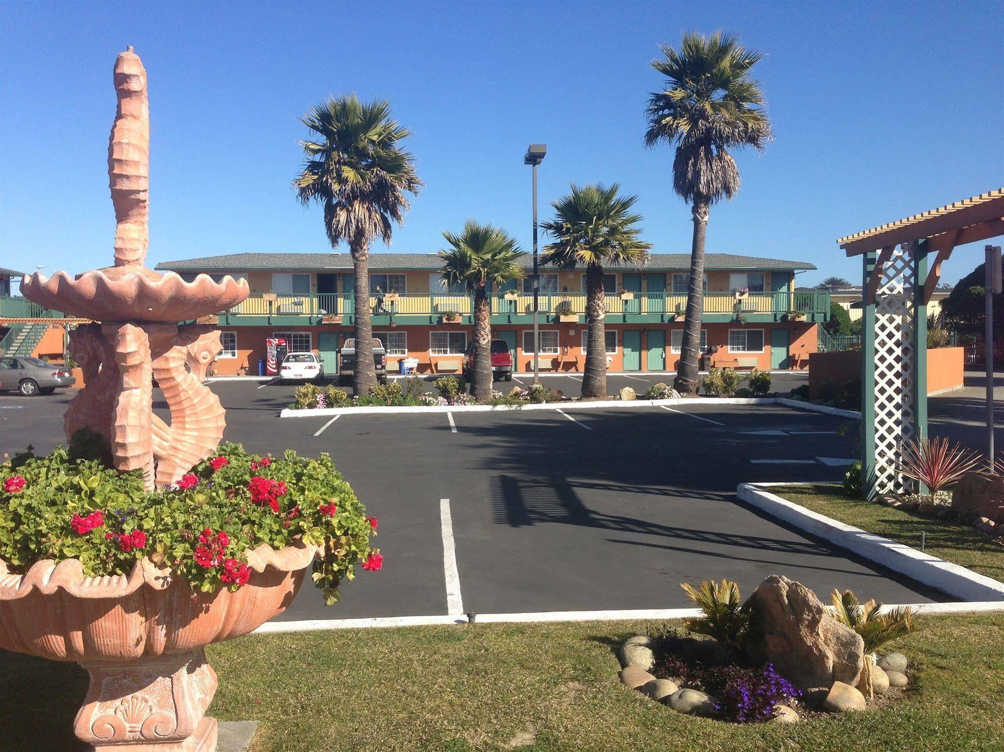Sand Castle Inn Сийсайд Екстериор снимка