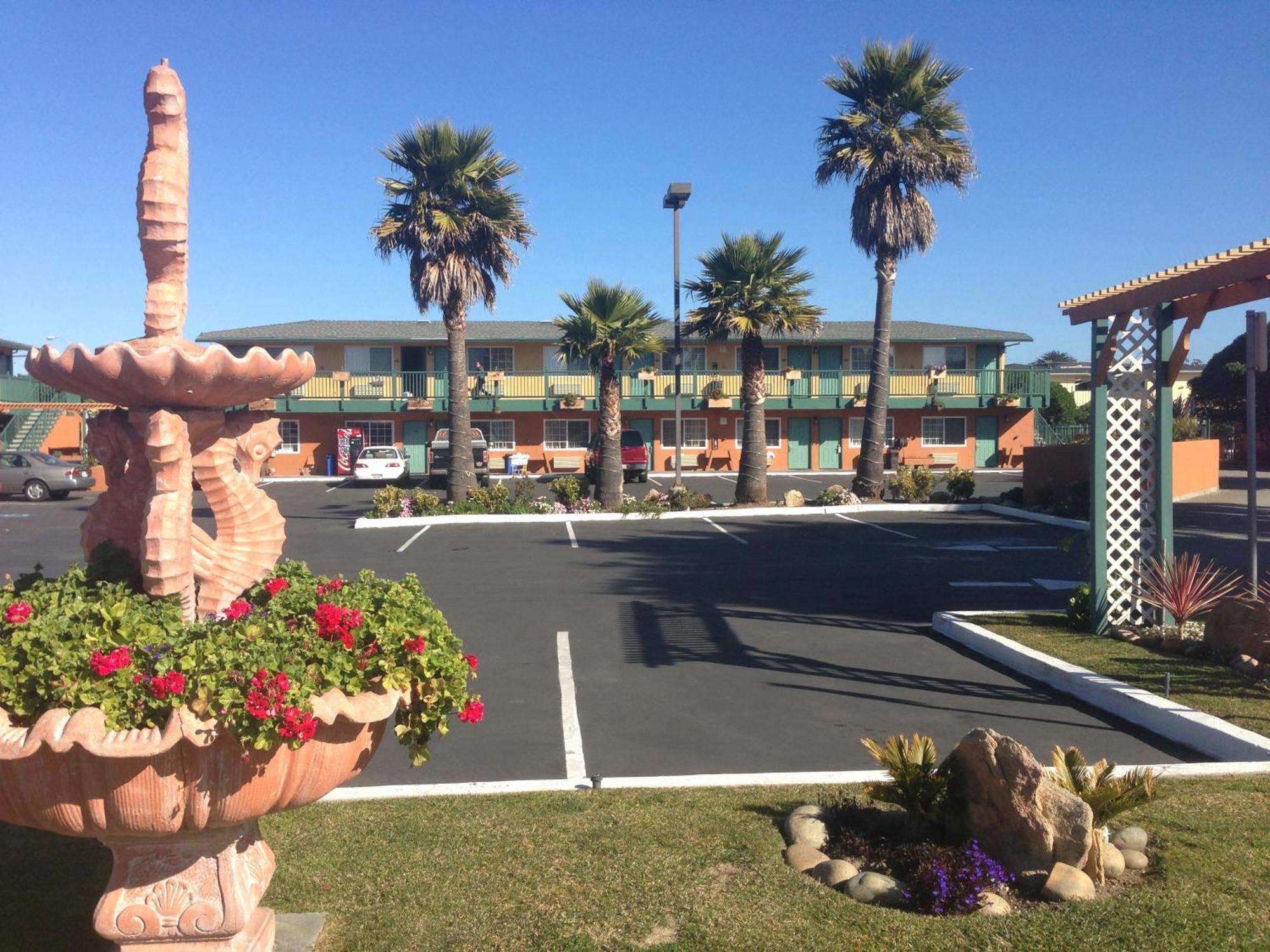 Sand Castle Inn Сийсайд Екстериор снимка